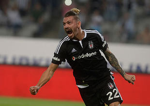 Ersan Gülüm 7 milyon euro'ya satıldı
