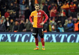 Galatasaray'da Podolski depremi