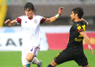 Çağlar Söyüncü için Beşiktaş ve Fenerbahçe kapışıyor
