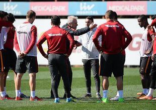Sneijder ve Hamit'te son durum ne?