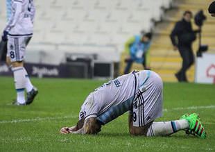 Fenerbahçe, Galatasaray'ı yakalayamadı