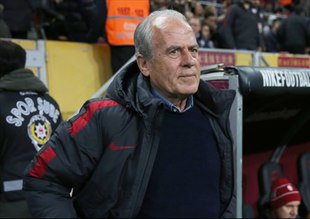 Mustafa Denizli istifa etti