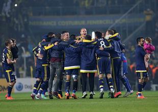 Robin van Persi'den büyük jest!
