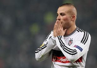 Gökhan Töre kadroda yok!