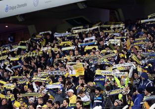 Fenerbahçe taraftarından teröre lanet
