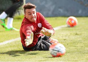 Plansızlık Muslera'yı yordu