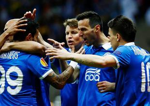 UEFA'dan 3 kulübe 1 yıl men cezası