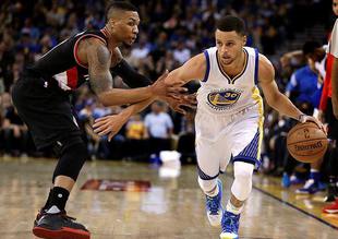 Warriors'tan 3 sayı rekoru