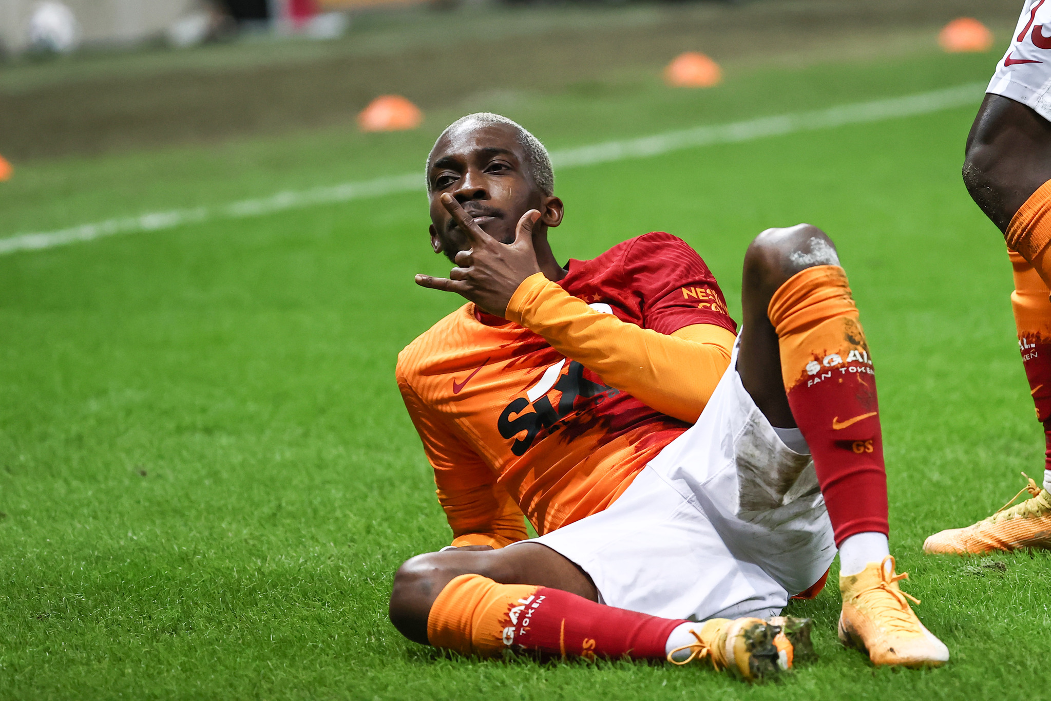 aSpor: Cimbom'un kilit ismi Onyekuru! "Kadıköy Aslanı"