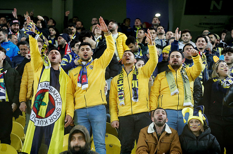 aSpor: Fenerbahçeli 7 taraftara Sevilla maçı sonrası flaş ceza