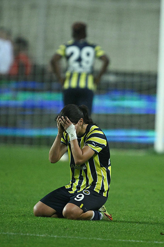 aSpor: ABB FOMGET G.S.K 4-2 Fenerbahçe Petrol Ofisi (MAÇ SONUCU - ÖZET) F.Bahçe finalde kayıp