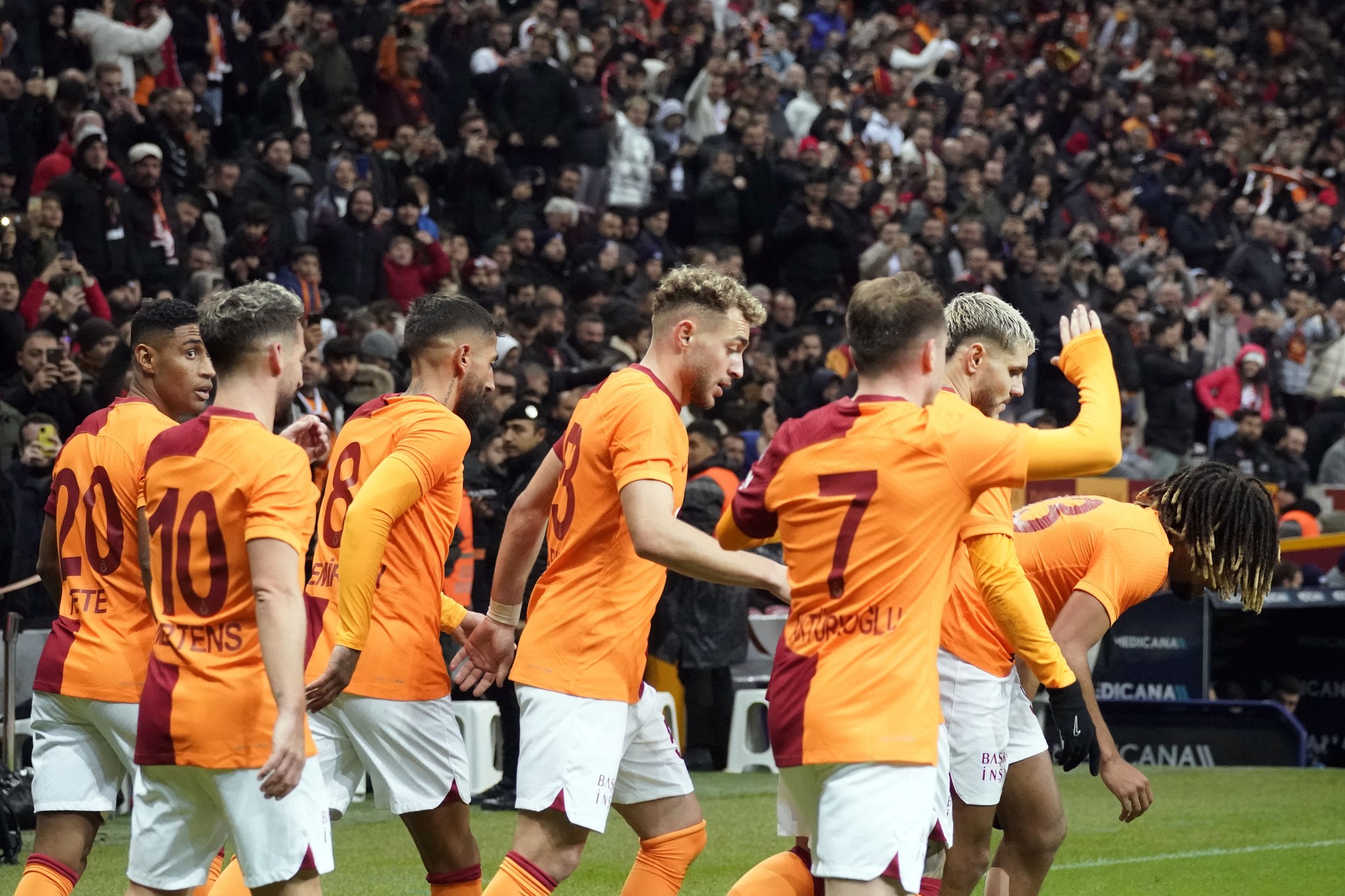 aSpor: Galatasaray 3-1 Yukatel Adana Demirspor (MAÇ SONUCU-ÖZET) | Kerem şov yaptı Cimbom liderliğe yükseldi
