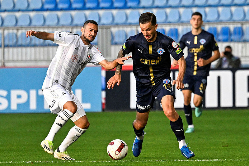 aSpor: Kasımpaşa 2-1 Beşiktaş (MAÇ SONUCU-ÖZET) Beşiktaş sezonu yenilgiyle kapattı