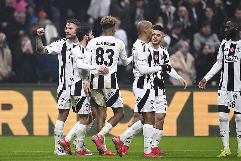 aSpor: Beşiktaş 2-1 Trabzonspor (MAÇ SONUCU-ÖZET) Derbide kazanan Beşiktaş