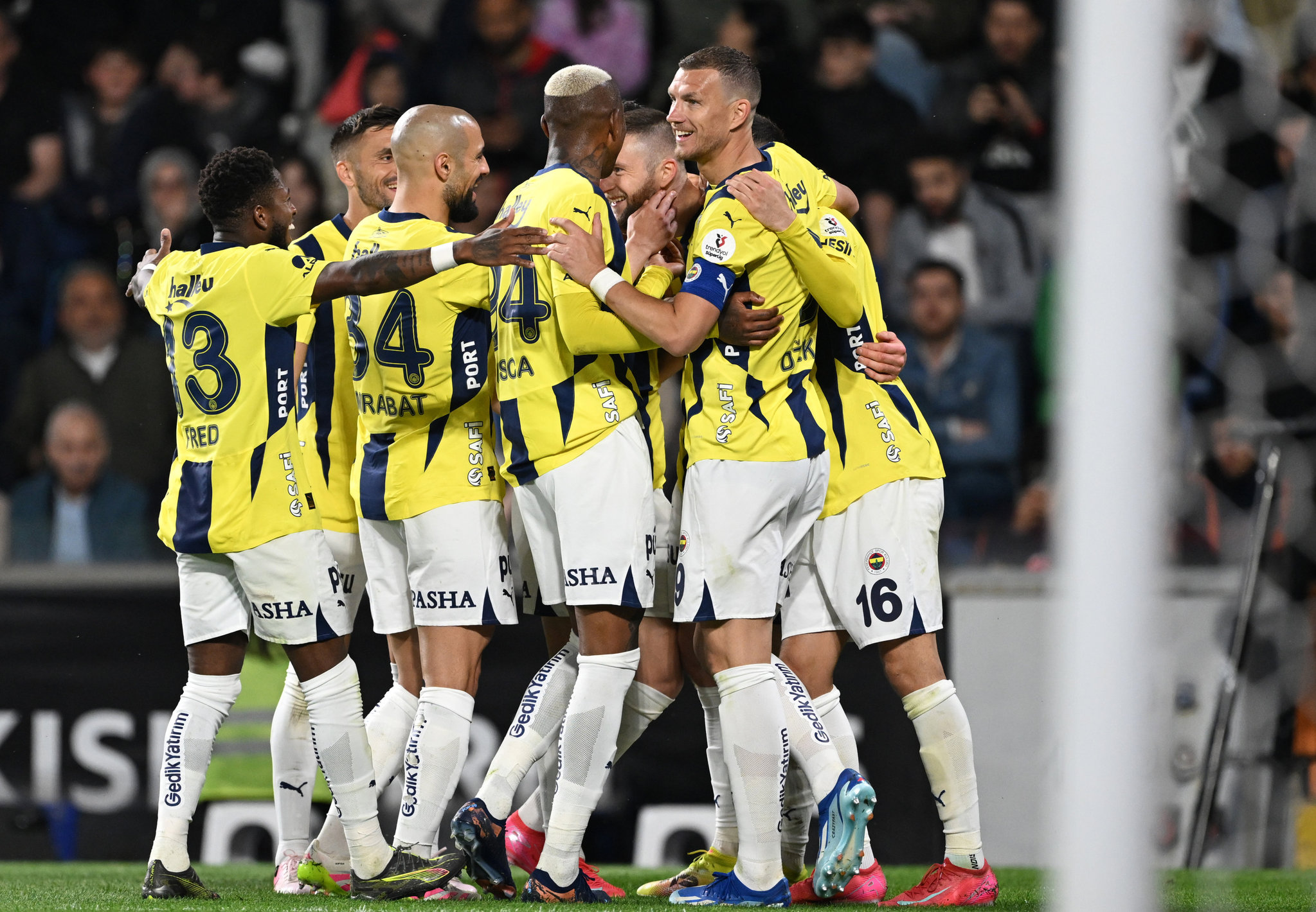 aSpor: RAMS Başakşehir 1-4 Fenerbahçe (MAÇ SONUCU-ÖZET)