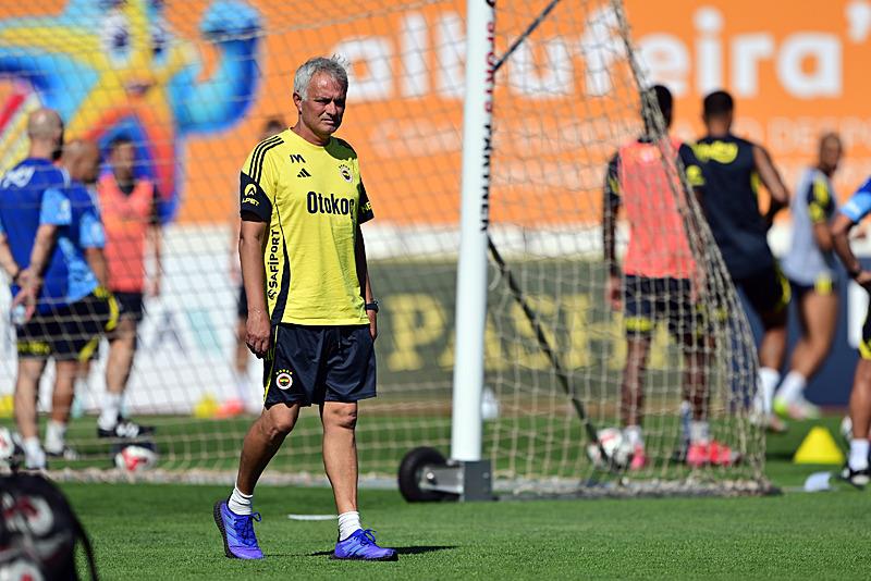 aSpor: Fenerbahçe Portekiz kampındaki çalışmalarına devam etti
