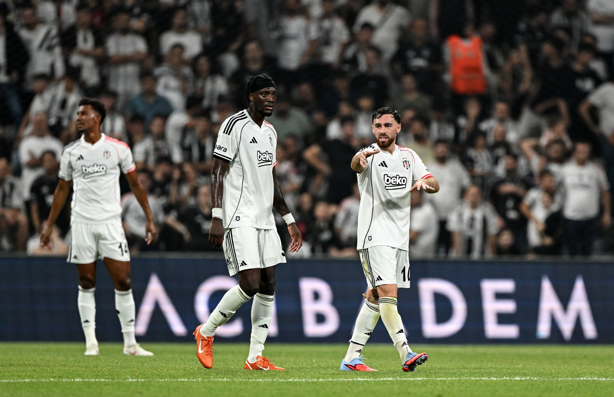 aSpor: Beşiktaş'ın Konferans Ligi play-off turundaki muhtemel rakipleri belli oldu