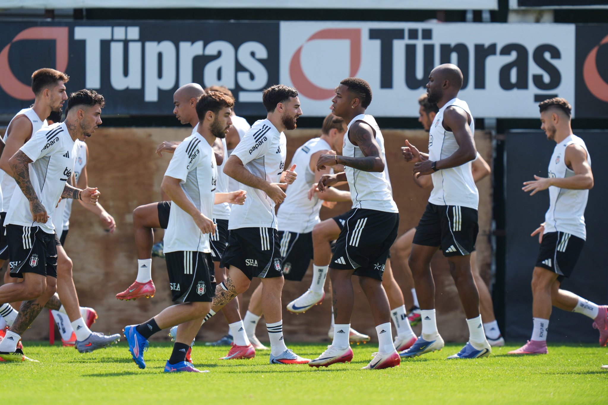 aSpor: Beşiktaş'ın St. Patrick's maçı kafilesi açıklandı