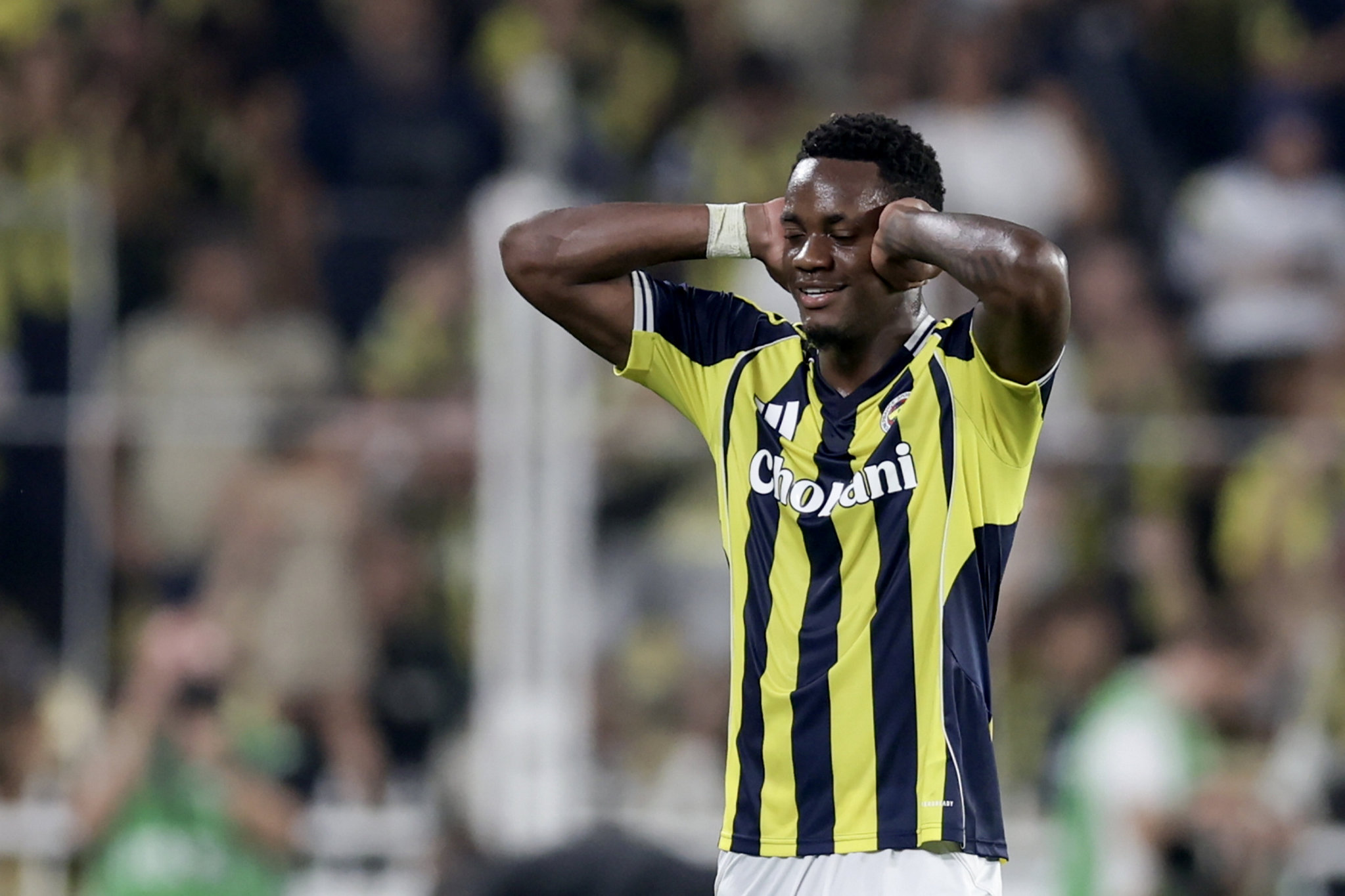 aSpor: Fenerbahçe'de Jhon Duran sakatlık nedeniyle kenara geldi