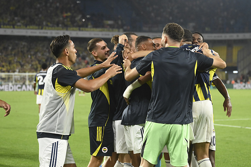 aSpor: Fenerbahçe, Şampiyonlar Ligi'ne kalmadan dev geliri garantiledi