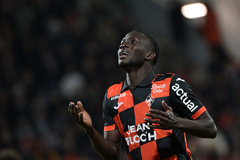 Beşiktaş'a Senegalli gol makinesi: Sambou Soumano