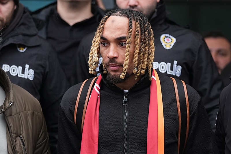 Galatasaray Sacha Boey transferini açıkladı