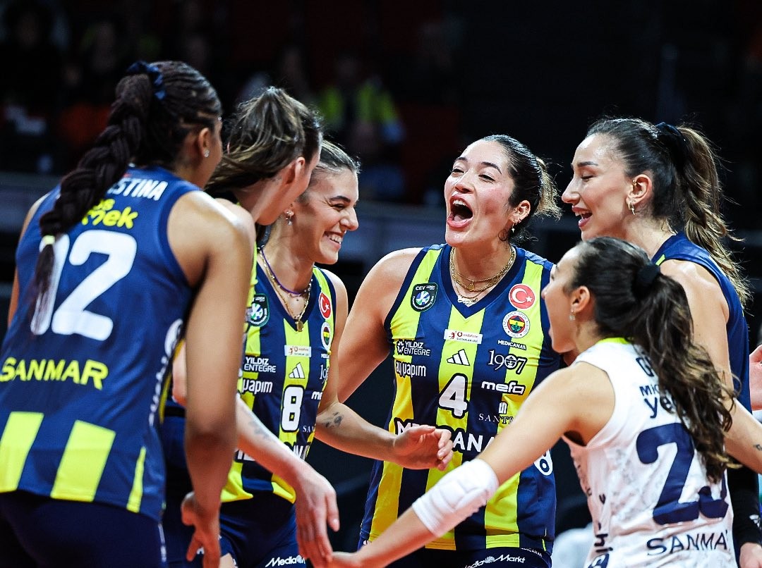 Fenerbahçe Medicana, Aydın Büyükşehir Belediyespor'a set vermedi