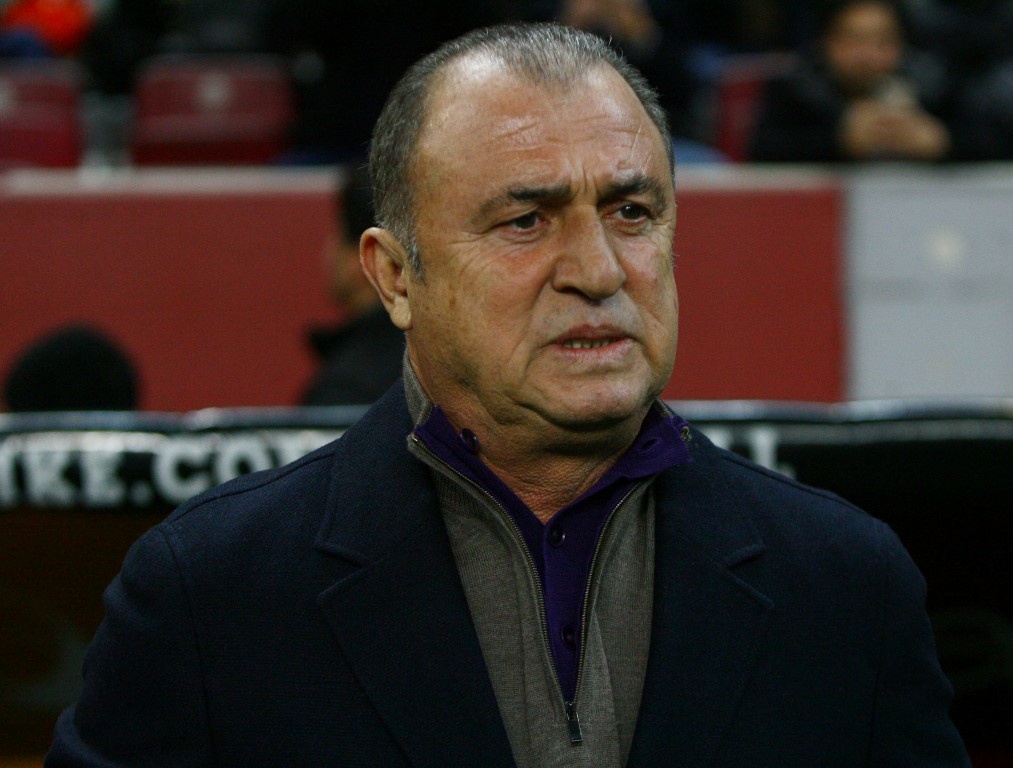 Galatasaraylı taraftarlardan ’Zeytin Dalı Harekatı’na destek