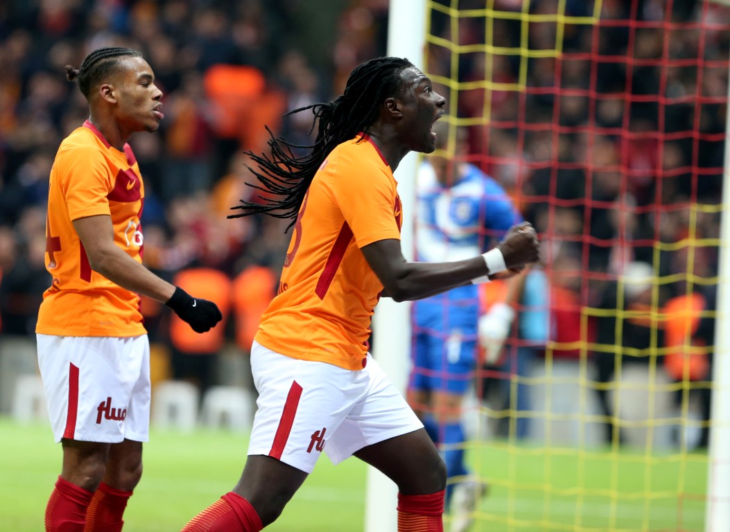 Gomis’ten ’para’ haberlerine tepki!
