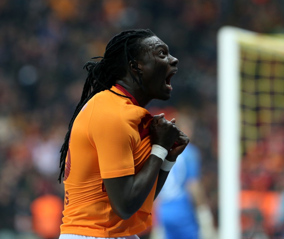 Gomis’ten ’para’ haberlerine tepki!