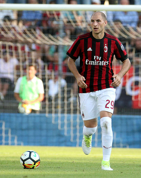 Fenerbahçe Gabriel Paletta’nın peşinde