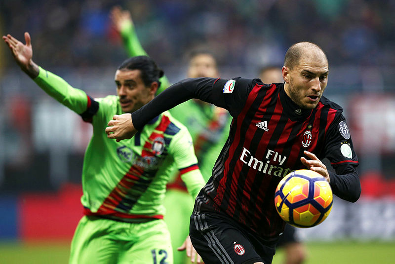 Fenerbahçe Gabriel Paletta’nın peşinde