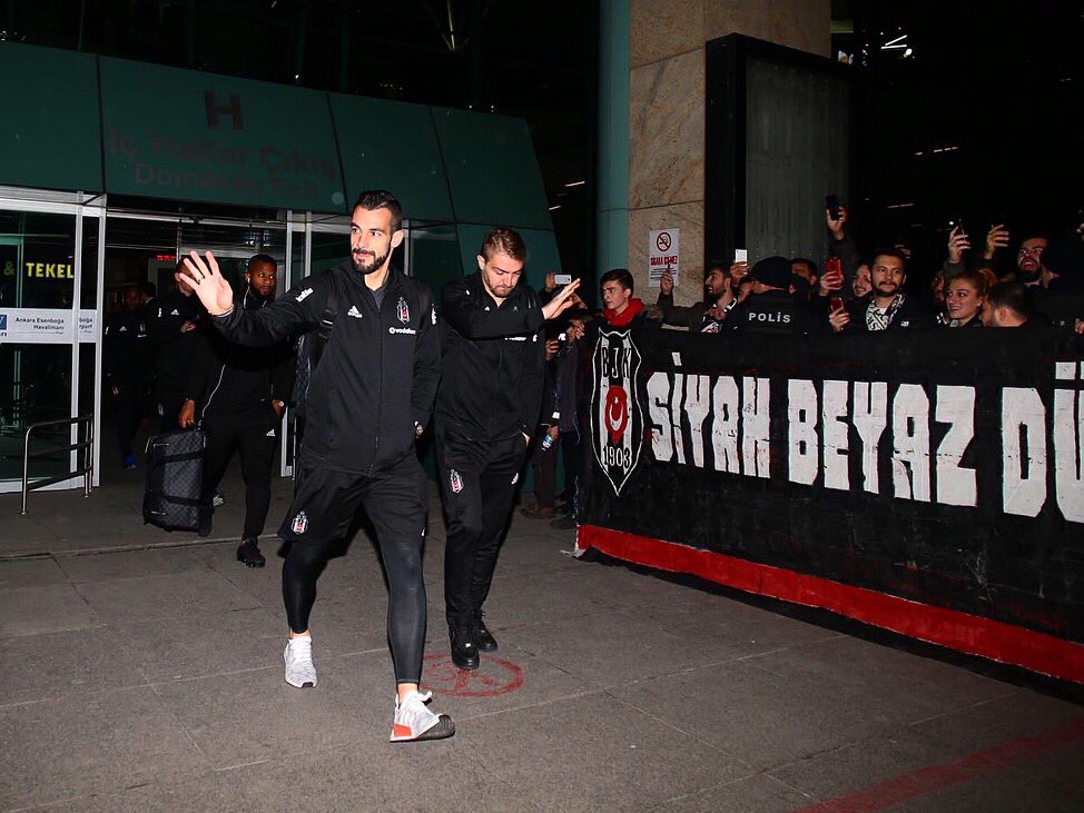 Beşiktaş’a coşkulu karşılama