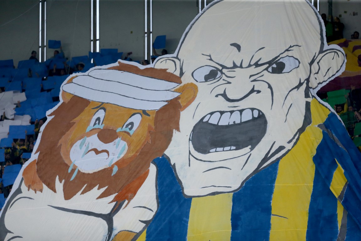 Fenerbahçe’den derbi koreografisi