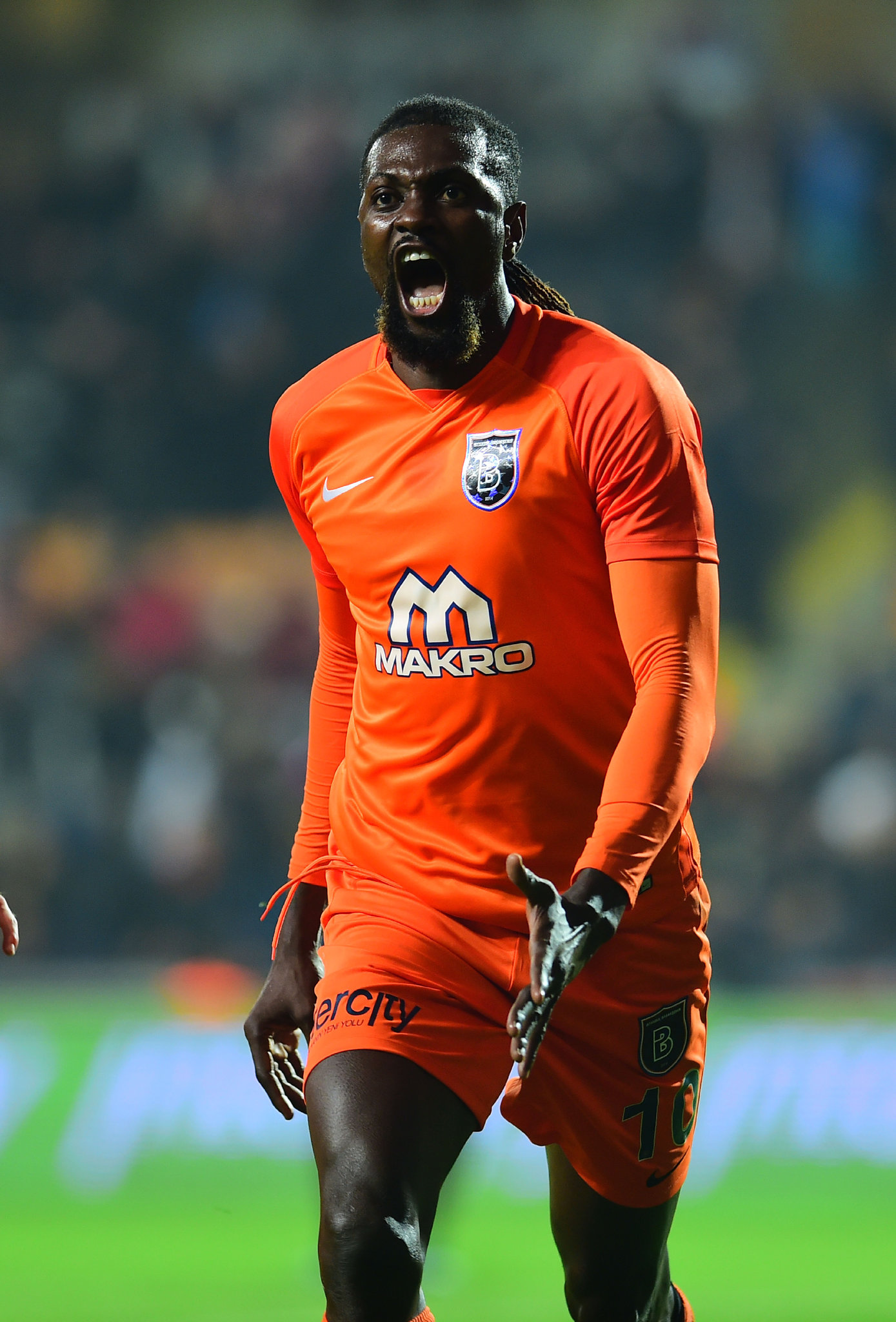 Ünlü isimlerden Adebayor’a övgü