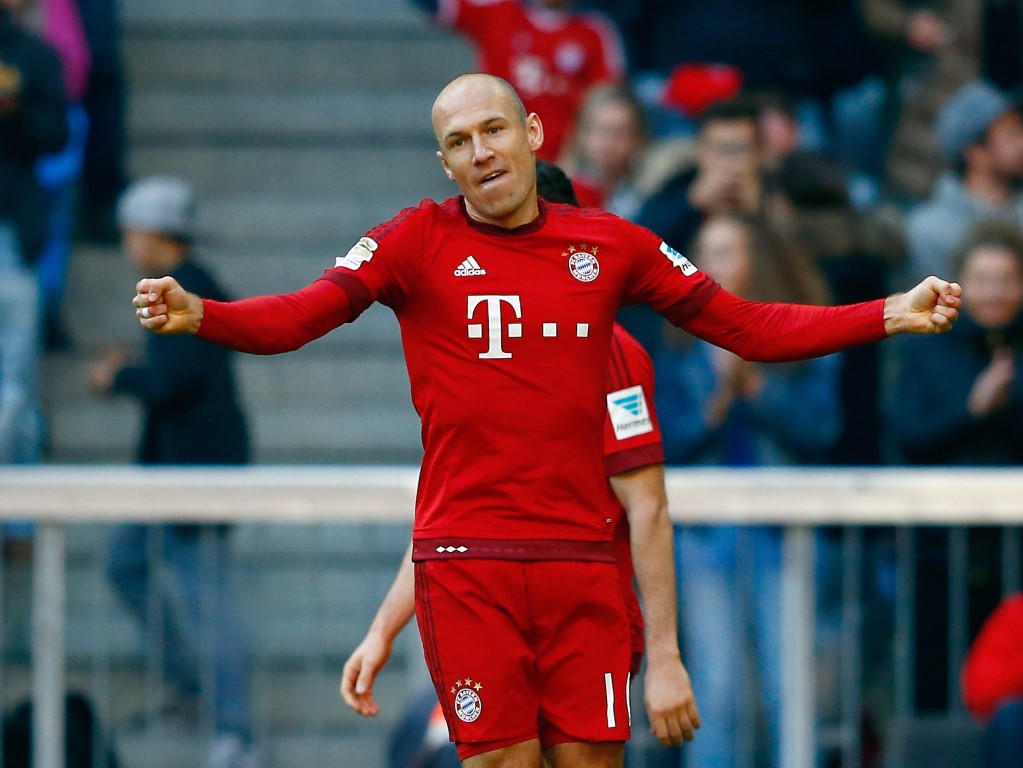 Robben geliyor!