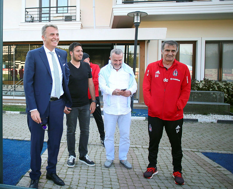 Beşiktaş’ta Devler Ligi için flaş karar