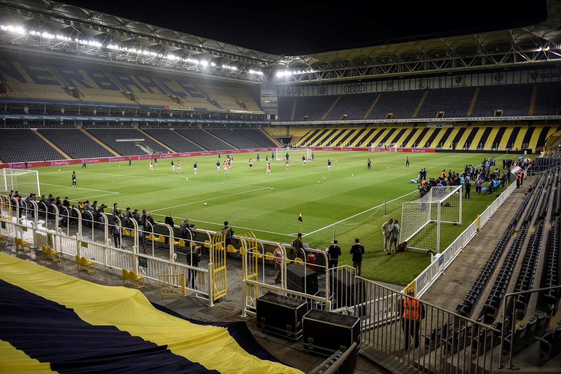 Fenerbahçe, statta antrenman yaptı