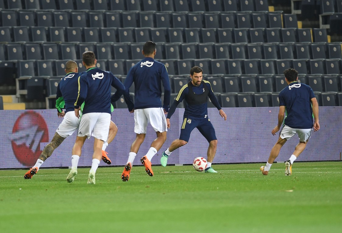 Fenerbahçe, statta antrenman yaptı