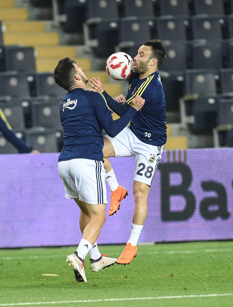 Fenerbahçe, statta antrenman yaptı