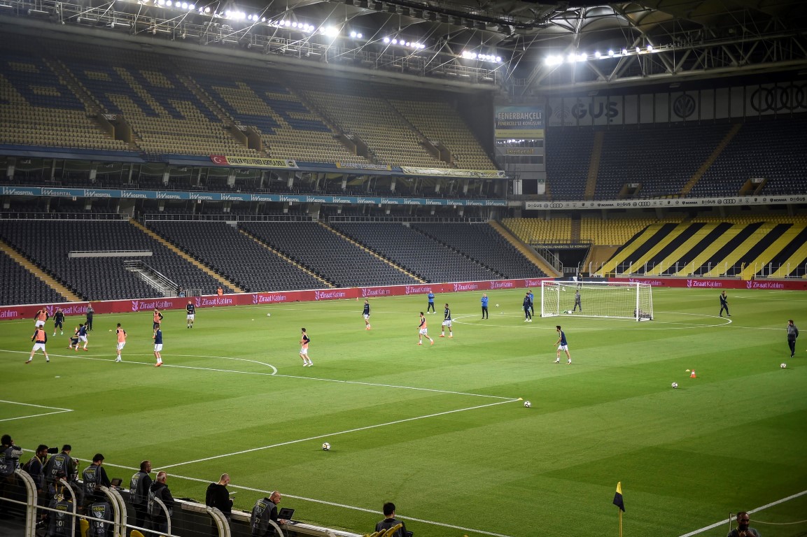 Fenerbahçe, statta antrenman yaptı