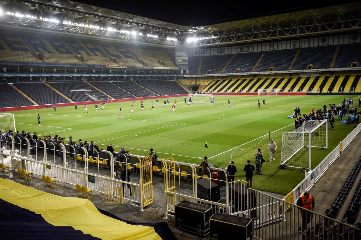 Fenerbahçe, statta antrenman yaptı