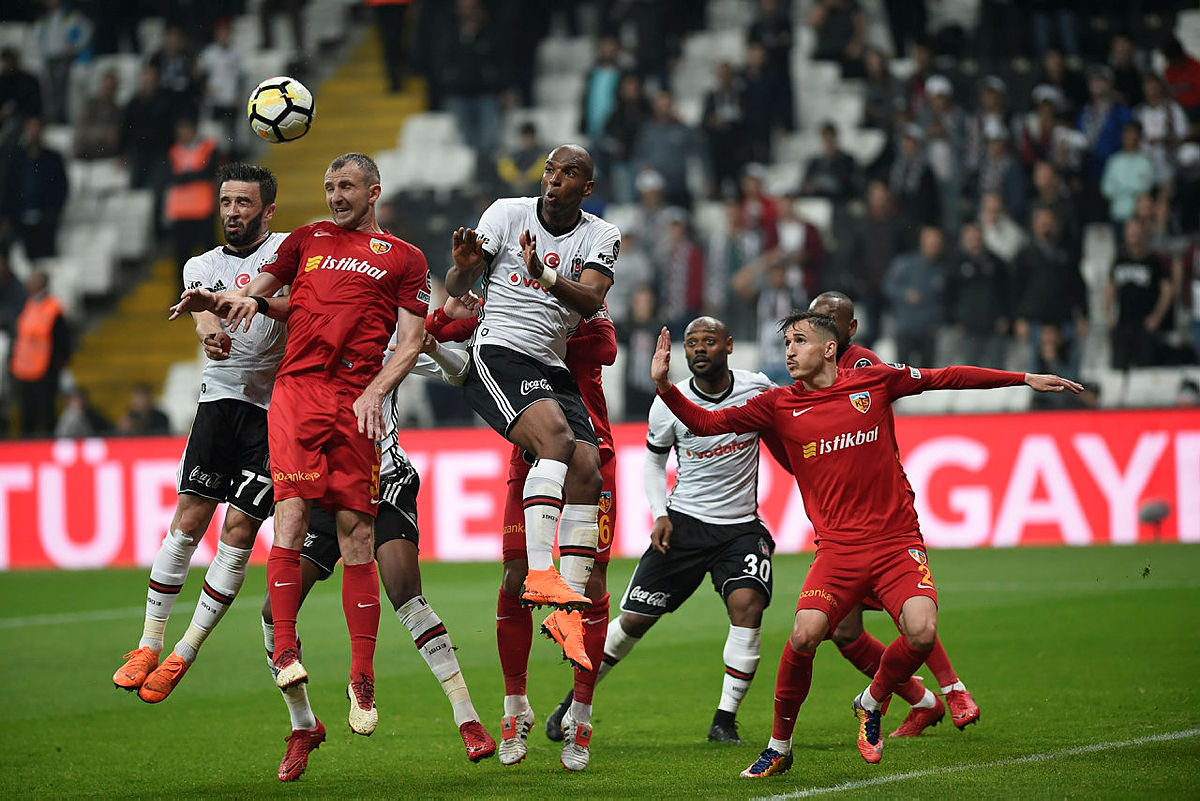 Rıdvan Dilmen’den Vagner Love yorumu!