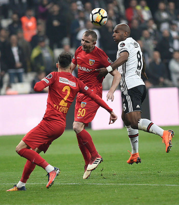 Rıdvan Dilmen’den Vagner Love yorumu!