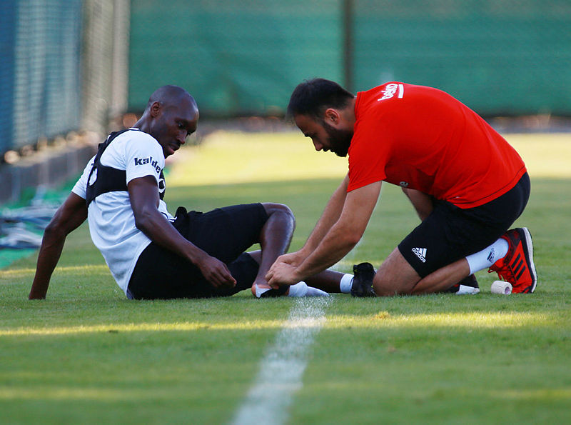 Beşiktaş’ta yönetim ile Atiba Hutchinson arasında restleşme!