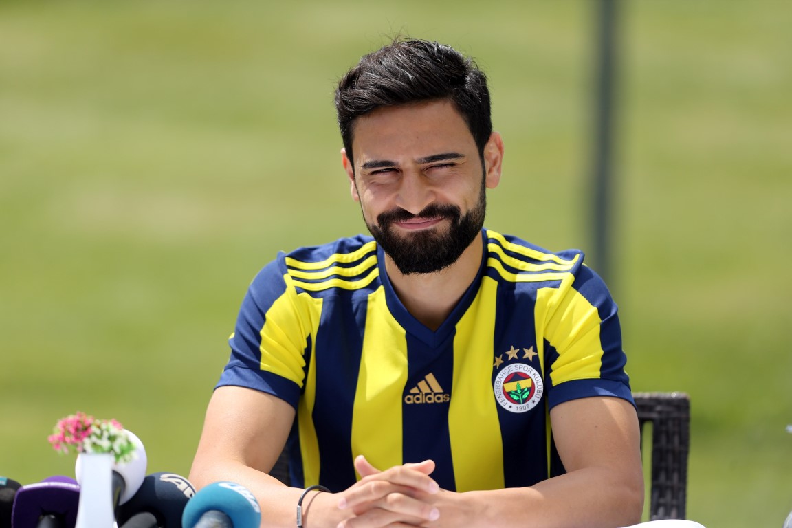 Fenerbahçeli oyuncu Mehmet Ekici’yi FC Nürnberg istiyor!