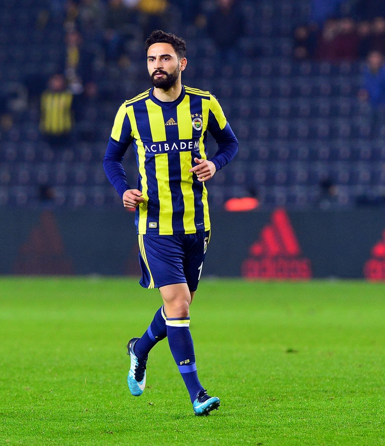 Fenerbahçeli oyuncu Mehmet Ekici’yi FC Nürnberg istiyor!