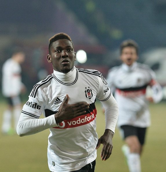 Beşiktaş’ta Gökhan Gönül’ün yerine Opare!