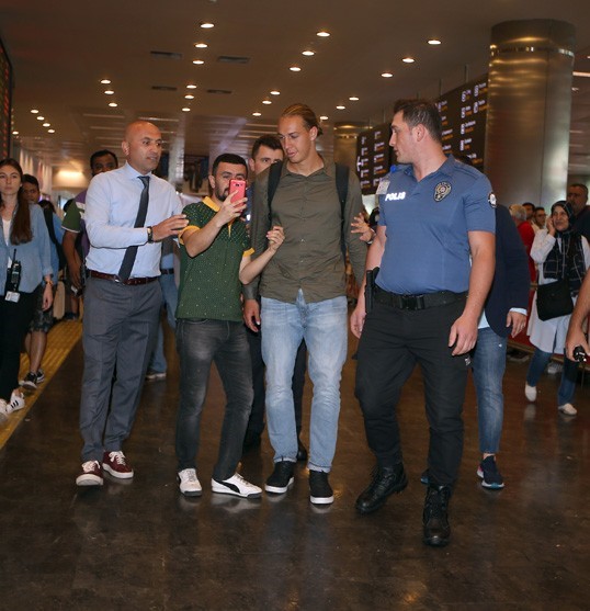 Fenerbahçe’nin yeni transferi Michael Frey İstanbul’da