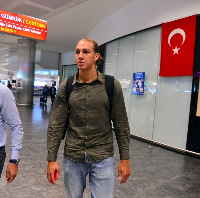 Fenerbahçe’nin yeni transferi Michael Frey İstanbul’da